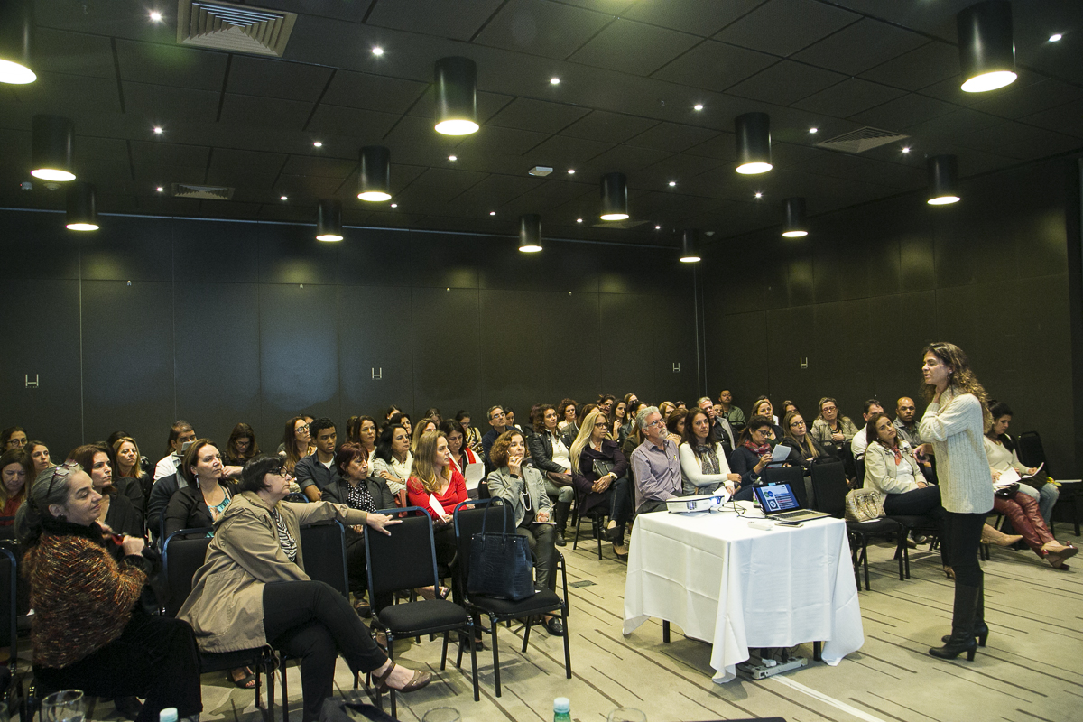 Palestras “Regulamentação da profissão de Designer de Interiores” e “Como incorporar valor aos projetos através da adoção de conceitos de sustentabilidade”- NFD